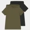 Friboo BOYS HOODED TEE 2 PACK - T-Shirt Print - Khaki/black, Kinder 1 Friboo BOYS HOODED TEE 2 PACK - T-Shirt Print - Khaki/black, Kinder -Günstiges Friboo Geschäft 19a4925896ba45ab9887020b4262183d