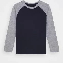 Friboo 4 PACK - Langarmshirt - Pink/dark Blue/turquoise, Kinder 7 Friboo 4 PACK - Langarmshirt - Pink/dark Blue/turquoise, Kinder -Günstiges Friboo Geschäft 34a58bb36a3e4622b6ab4bb436a77b6f